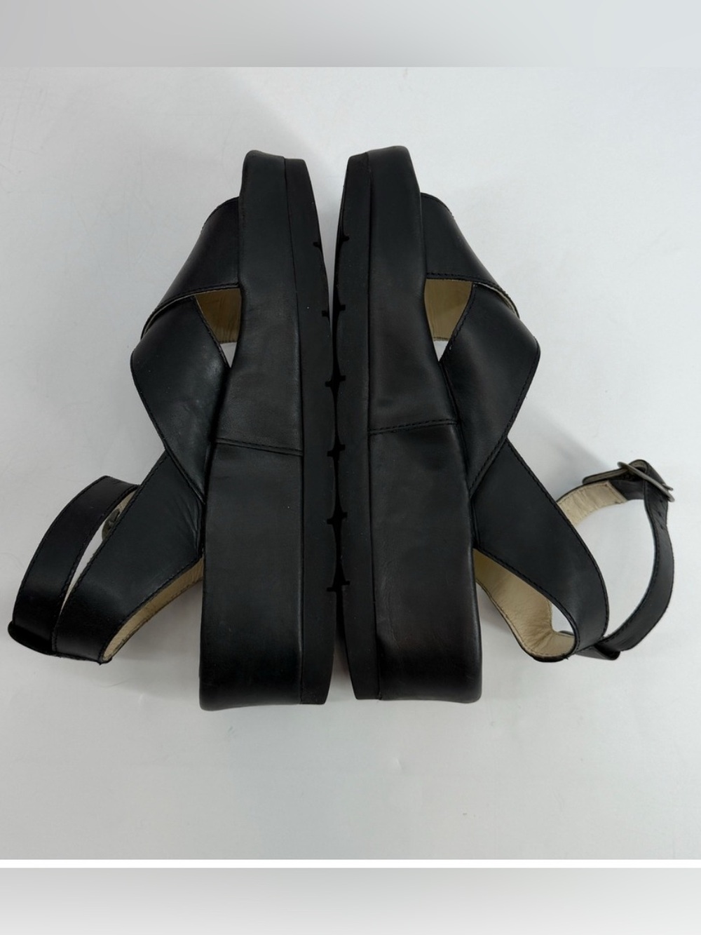 Fly London Bocy Black Platform Crisscross Strappy Ankle Sandals Size 42 Leather - Picture 2 of 3